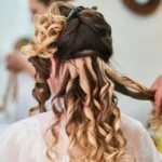 Getting a famous hair cut style for women in a beauty salon.